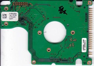 HTS546040M9AT00, PN 08K0635, 21R4256 J41101B, Hitachi 40GB IDE 2.5 Leiterplatte (PCB)